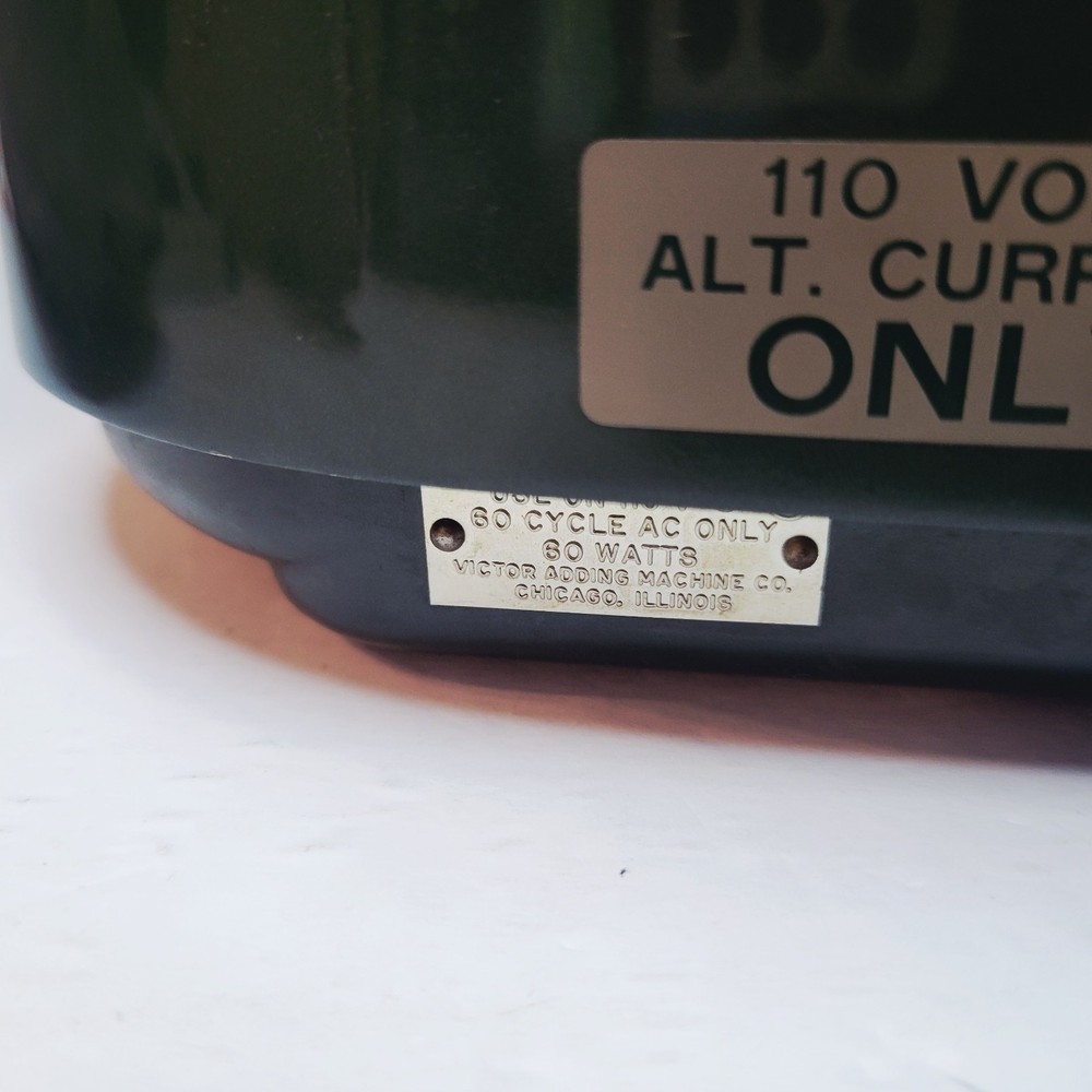 Vtg 50's Victor Electric 10 Button Adding Machine Model 70-85-54 TESTED