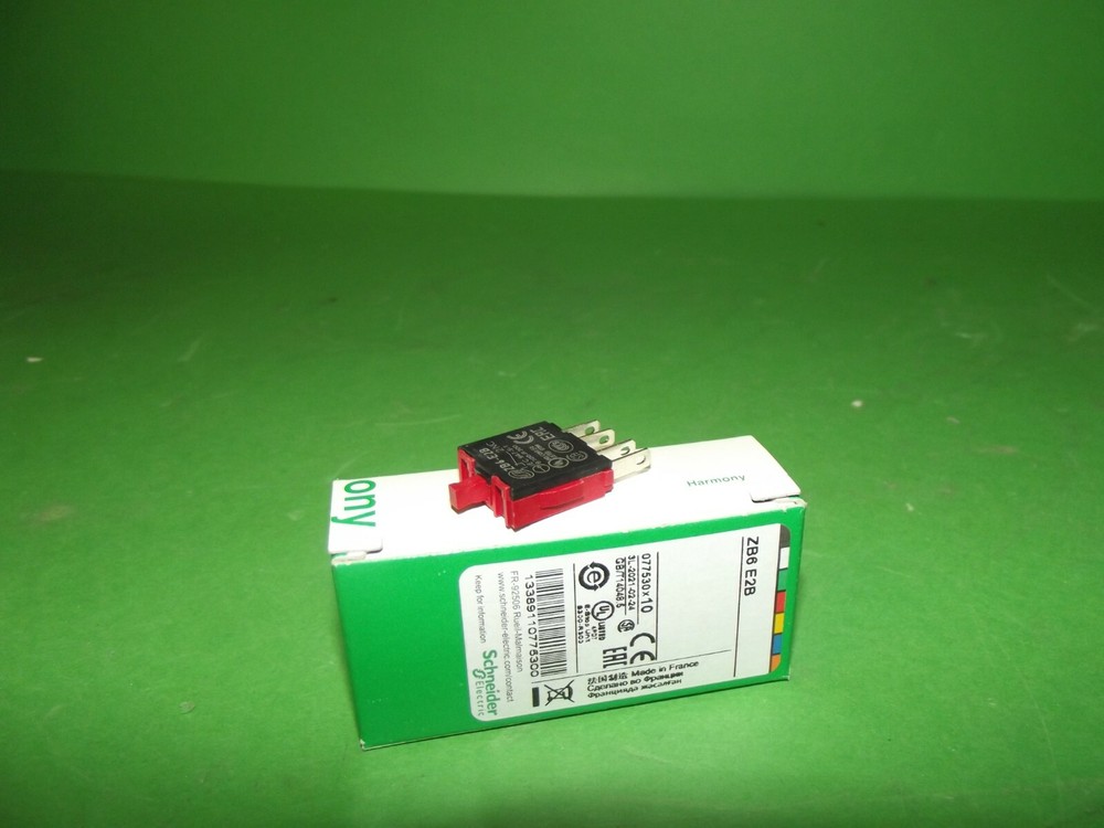 Schneider Electric ZB6 E2B 10 pcs in box .