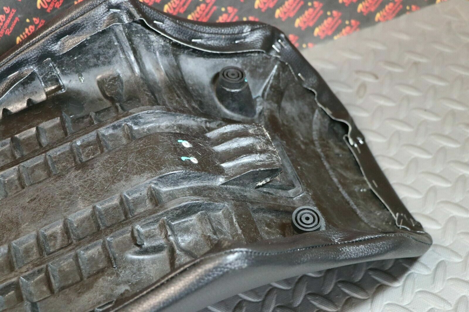 NEW Complete seat Yamaha Banshee 1987-2006 BLACK + lettering