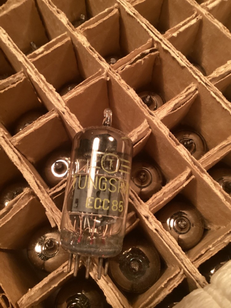 ECC85 / 6AQ8 TUNGSRAM NOS 2 pcs