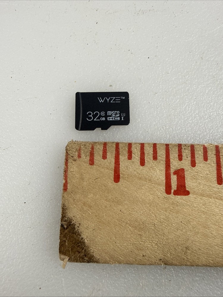 Wyze Expandable Storage 32GB MicroSDHC Card