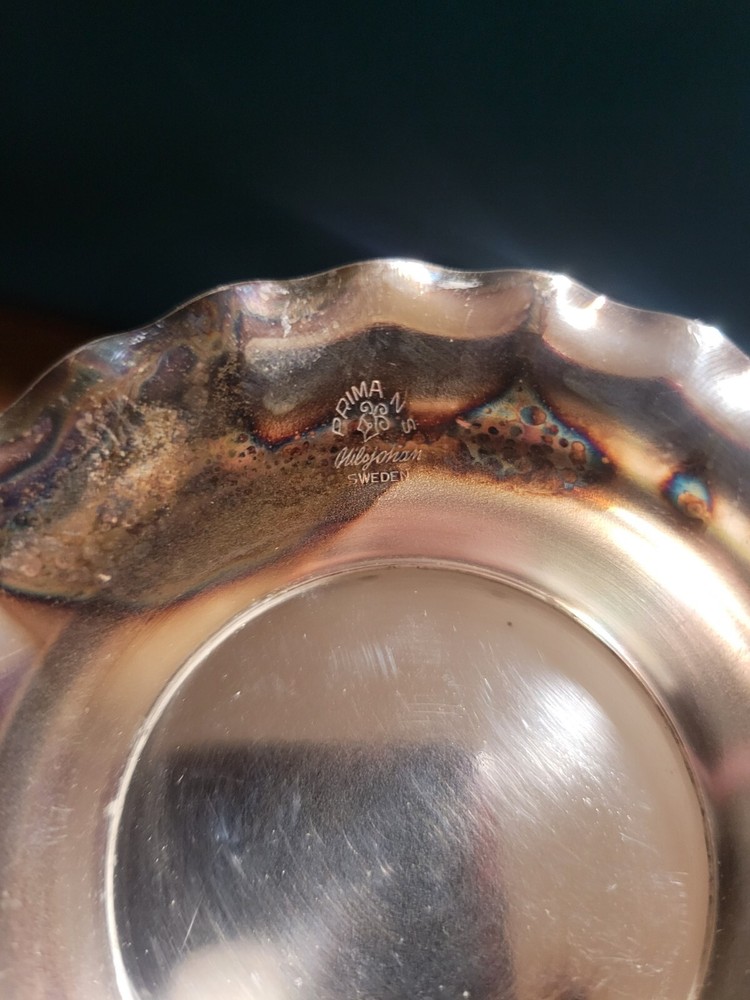 VTG Silver Plated Prima NS NilsJohan Sweden Footed Pedestal Repoussé Fruit Bowl