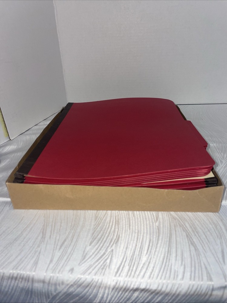 Universal 10303 6 Sec Classification Folders - Letter, Ruby Red (10/Box)