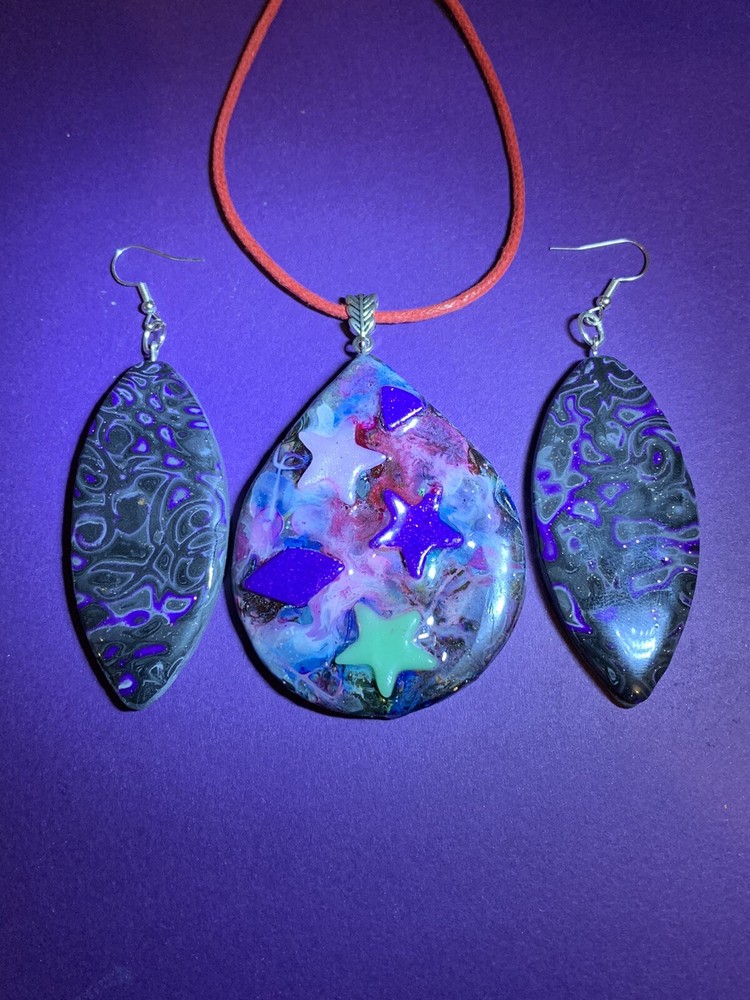 pendant and earring set