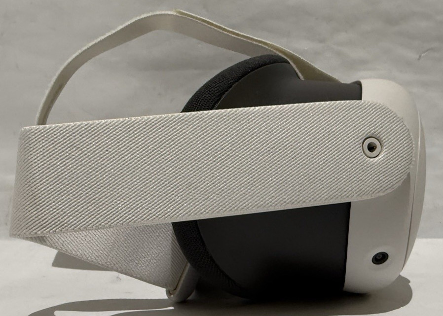 Meta Quest 3 128GB VR Headset ONLY
