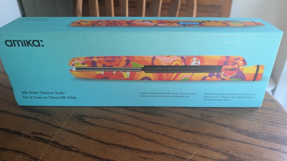 Amika Silk Glide Titanium Ceramic Digital Styler