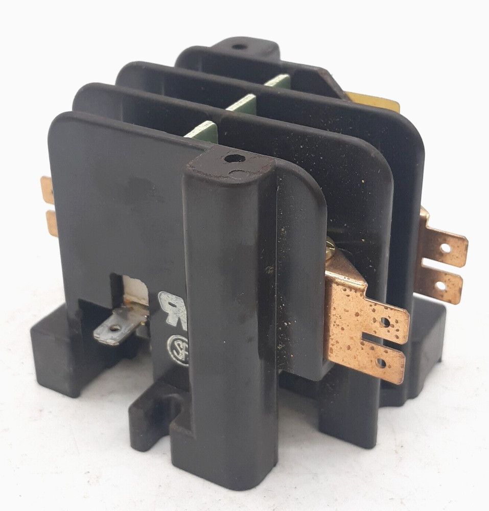 Gould 2210 DP-H 20AA Contactor - BROKEN PLASTIC