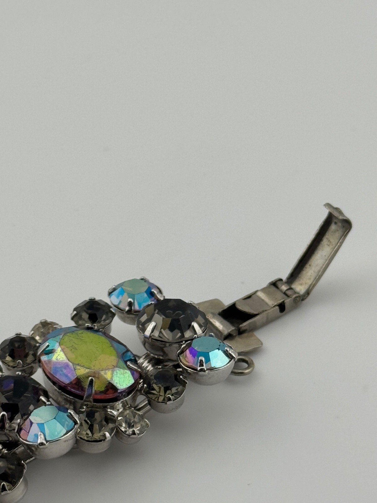 Vintage Juliana D&E 5 Link Bracelet Oval AB Aurora Borealis Rhinestone READ
