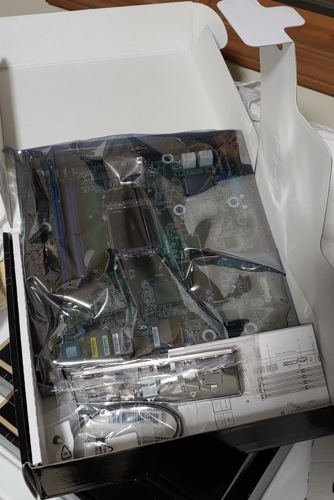 AsRock Rack B650D4U Micro-ATX Server Motherboard Single Socket AMD