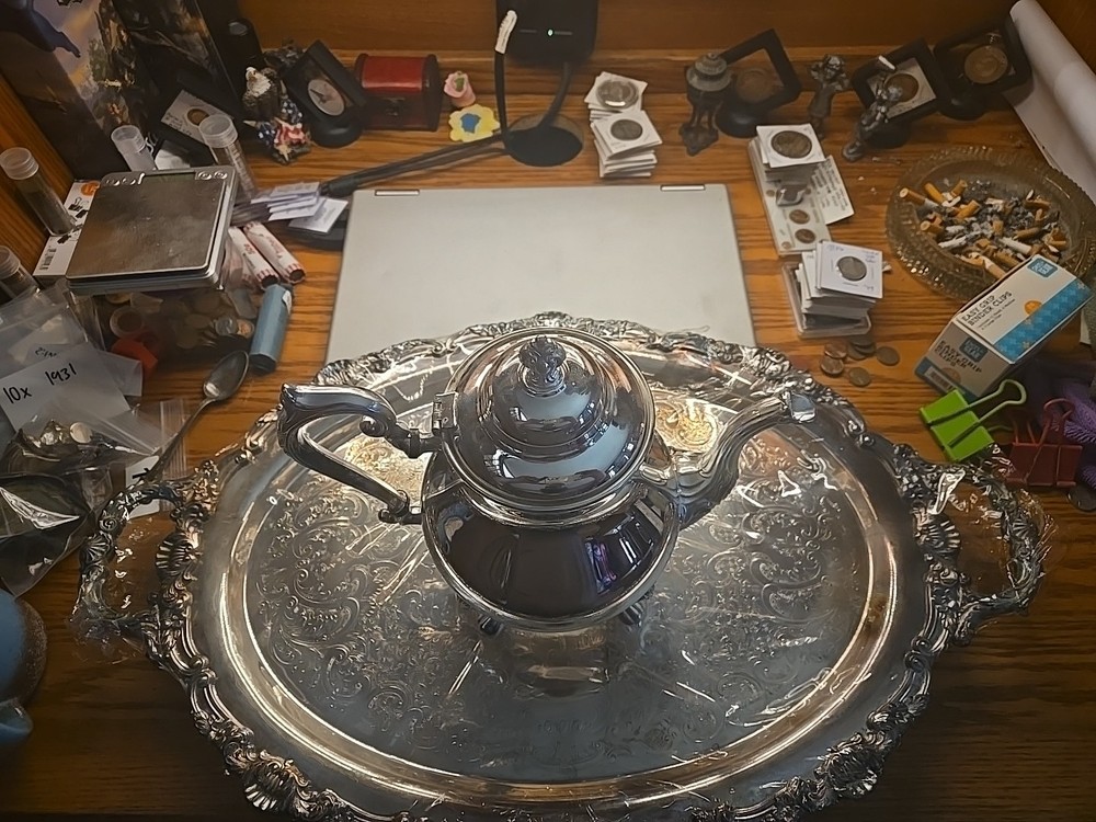 Sheridan Silverplated Coffee And Tea Pot With Tray