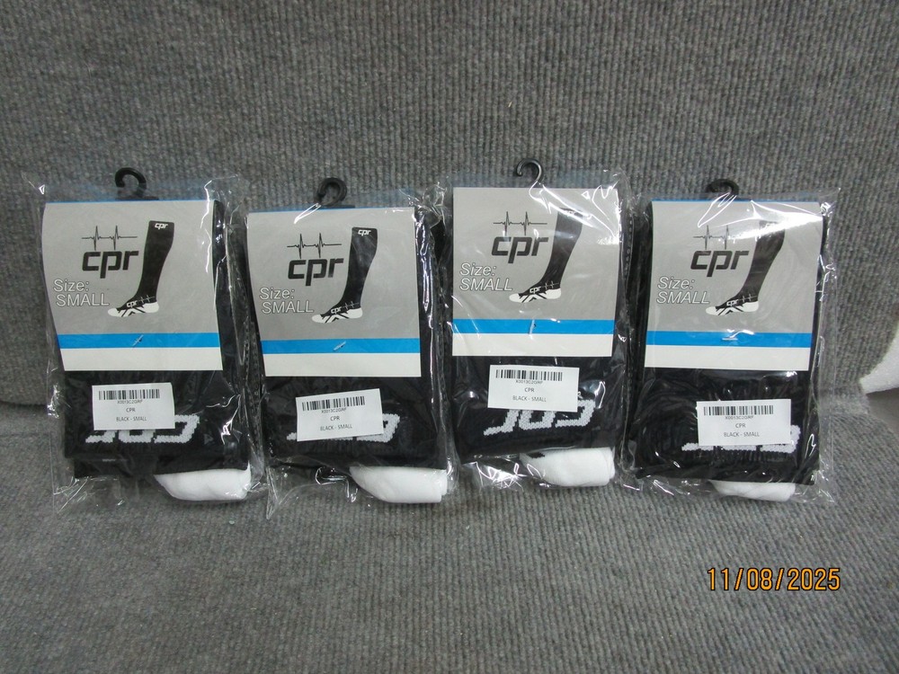 (4) Pair CPR Compression Socks Black & White Size Small