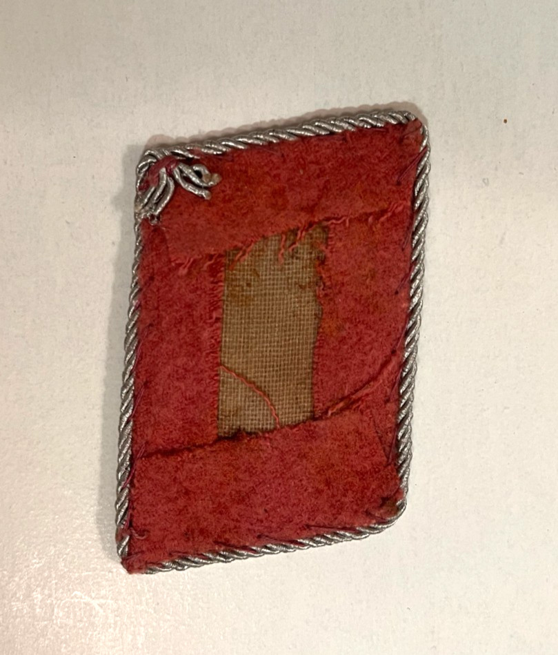 one WWII German LT. Flight Engineer's Collar Tab