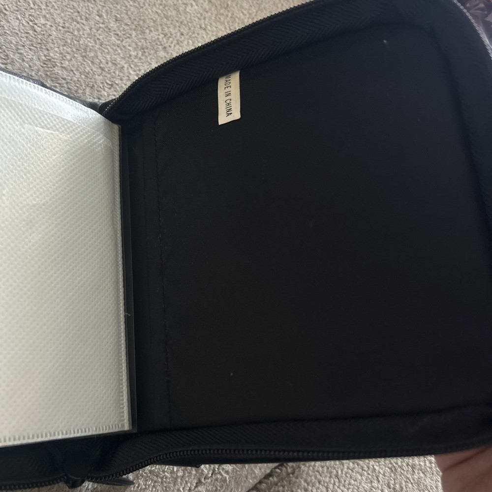 Media Source CD/DVD/Blu Ray Case holds 24