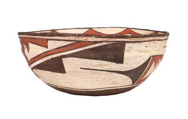 Zuni Dough Bowl Pottery ca. 1890 Size 4" H x 9.5" D Hand Coiled