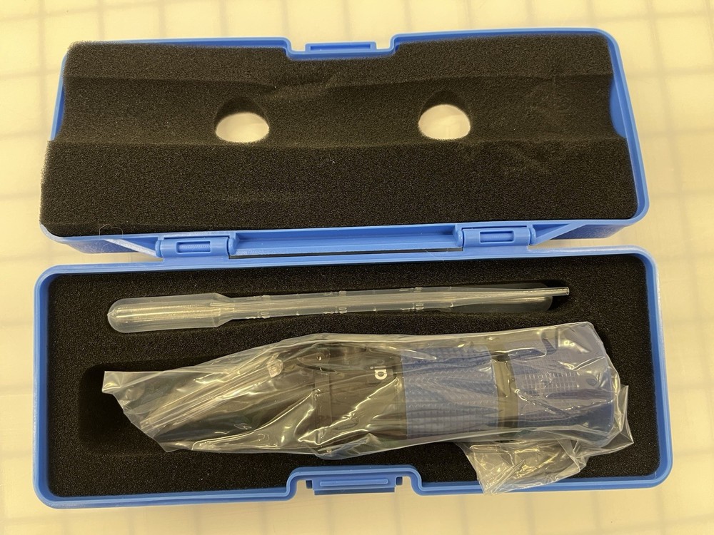 Aichose 0-80% Brix Refractometer With Case And Accessories