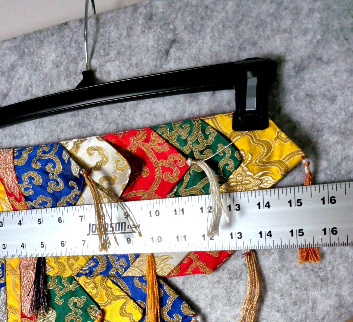 VTG Tibetan Buddhist Brocade Wall Curtain Banner Tashi Tha-Ring Altar Valance