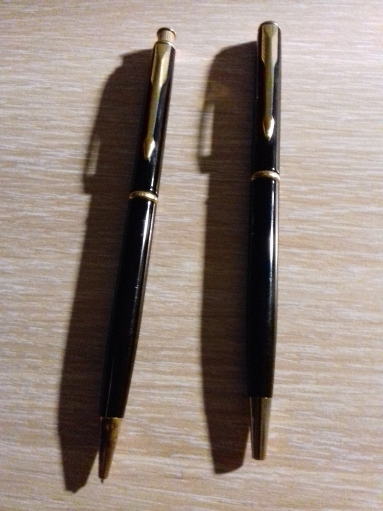 PARKER PEN AND MECHANICAL PENCIL SET Ref: 27