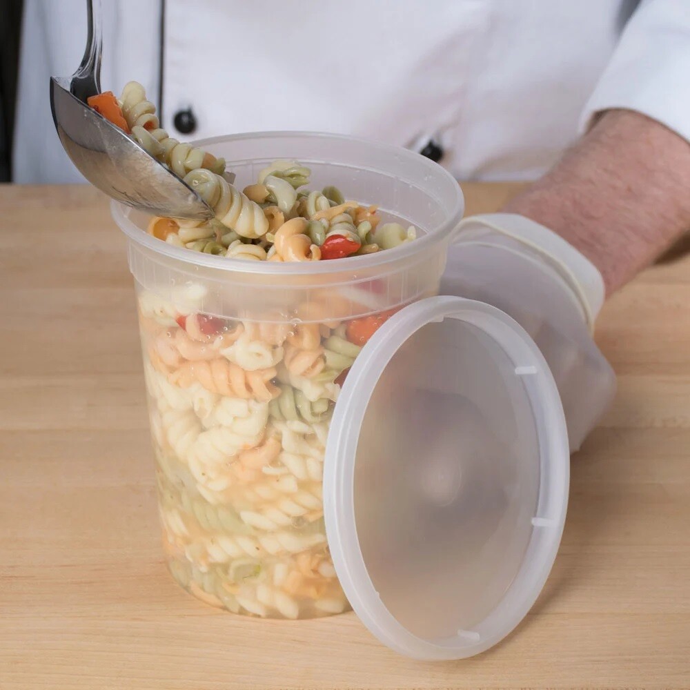 10 x 32 oz. Microwavable Translucent Plastic Deli Container and Lid Combo