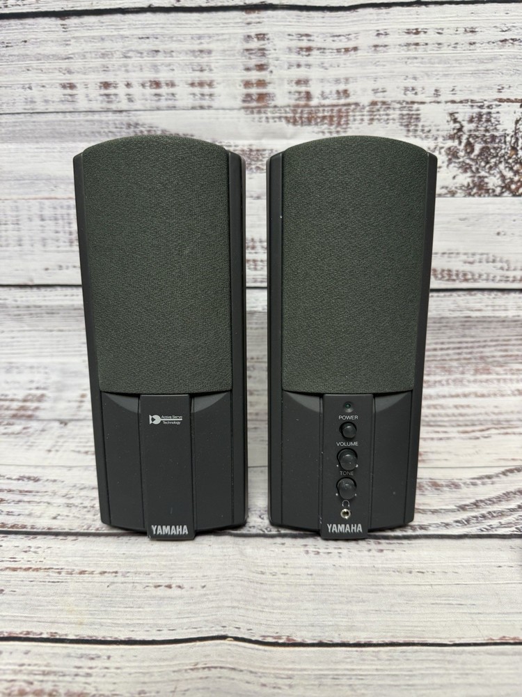Yamaha Powered Speakers Active Servo Technology Model No. YST-M7 - Working!