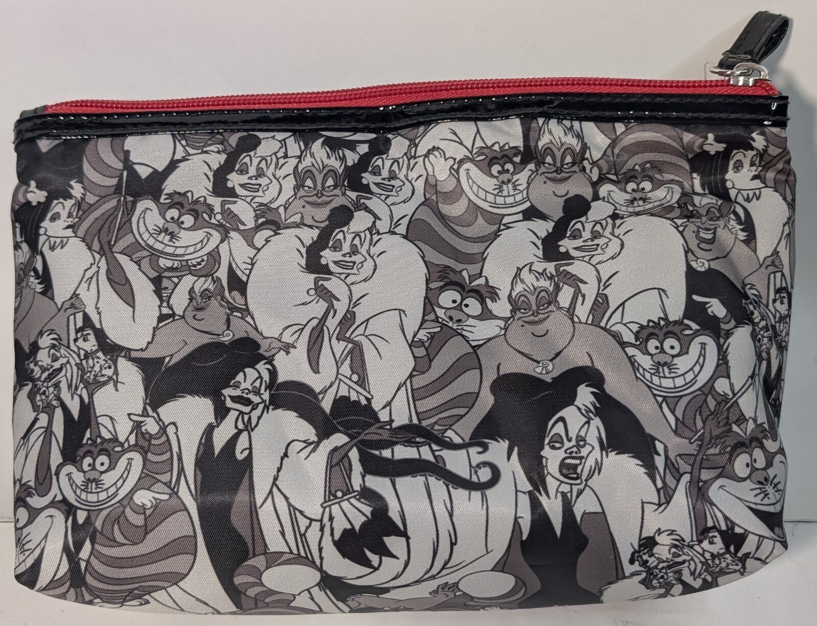 Soho Disney Villains Make Up Bag Black Crazy Chic Cruella de Vil New with Tag