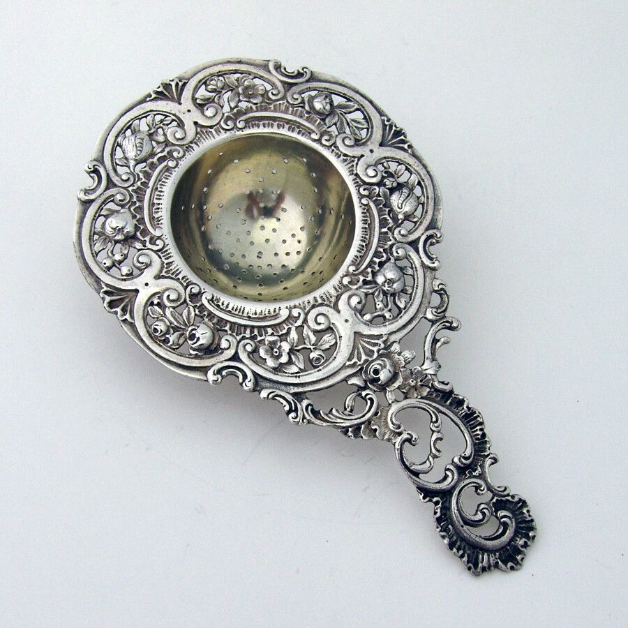 Openwork Baroque Design Tea Strainer 830 Silver