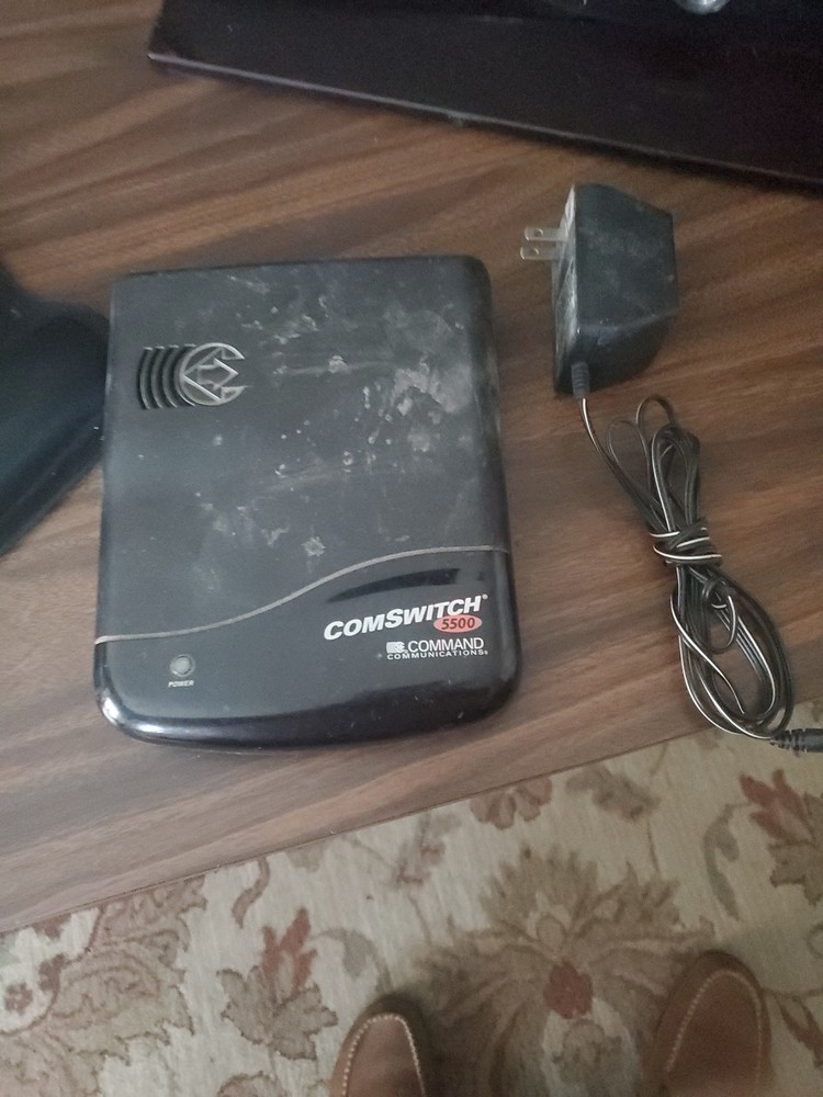 ComSwitch 5500 3 Port Device Line Sharing, Command Communications