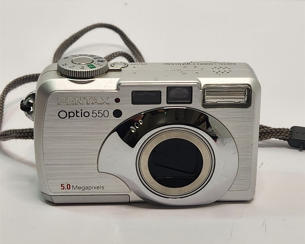 Pentax Optio 550 5.0 Megapixels Digital Camera