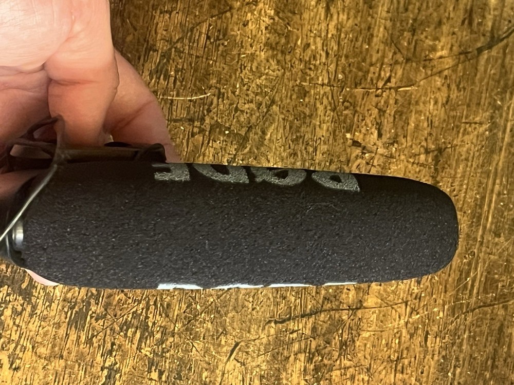 Rode VideoMic Pro. Rode Microphone. No Battery. Please Read