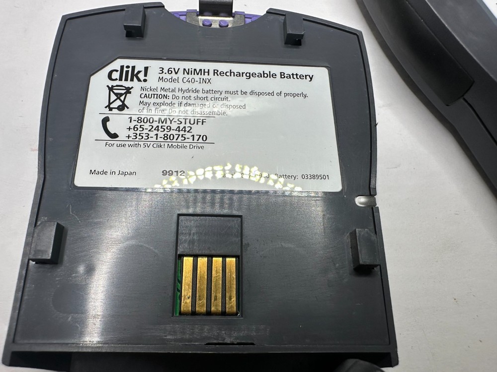 IOMEGA CLIK! C40-IME FLASH MEMORY, DISC, READER, UNTESTED, STRICTLY FOR PARTS