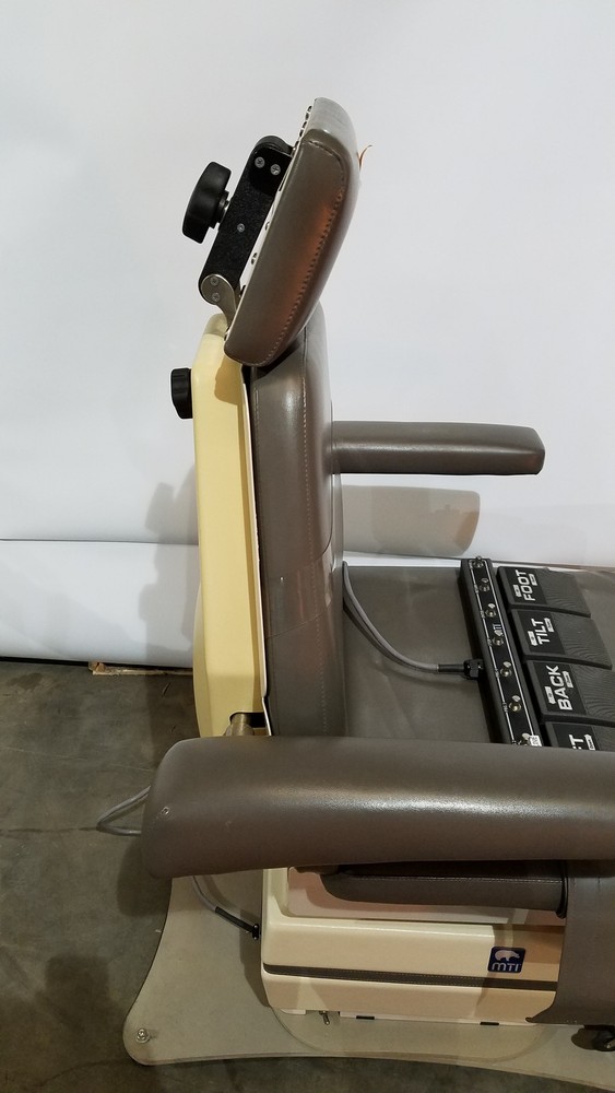 MTI Programmable Podiatry Chair With Foot Control