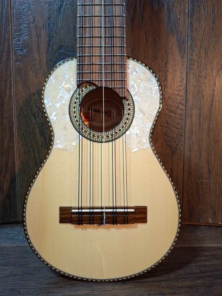 Professional Charango Made by Luthier Suarez includes Soft Gig Bag - Pro Set-Up
