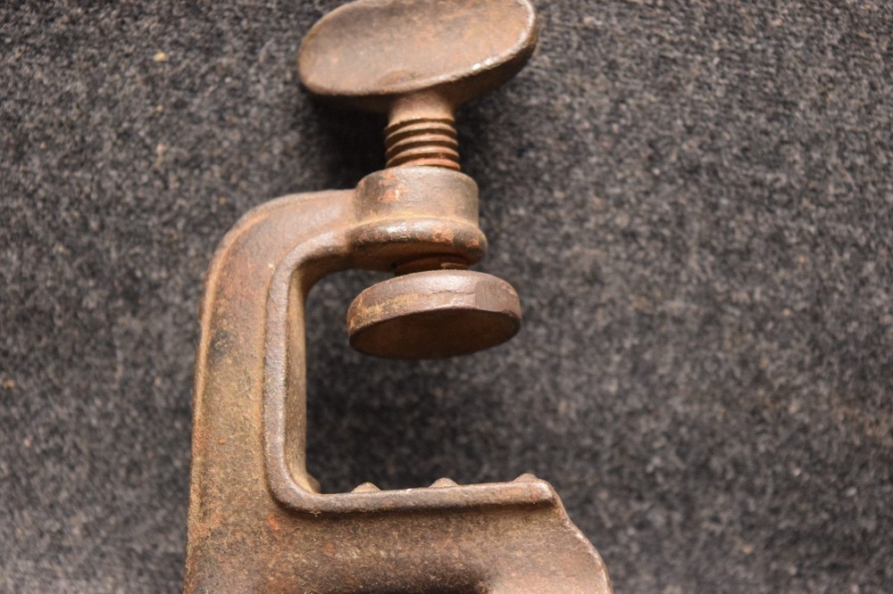 Vintage Reloading Tools From Old Winchester Wooden Box