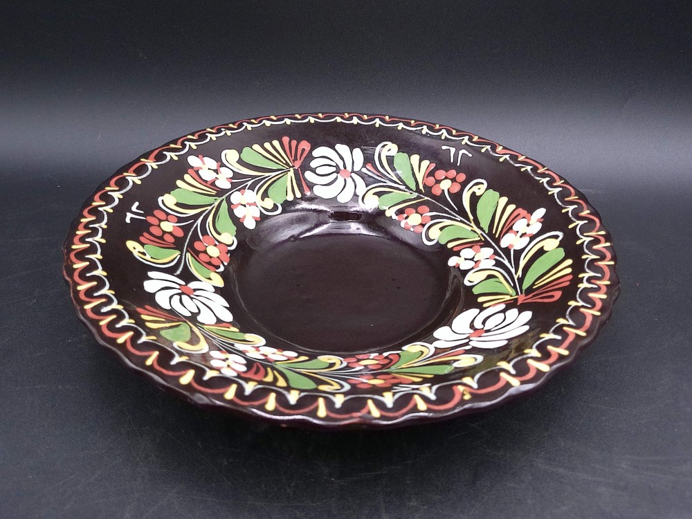 Ceramic Dark Brown Decorative Floral Ring Design Plate