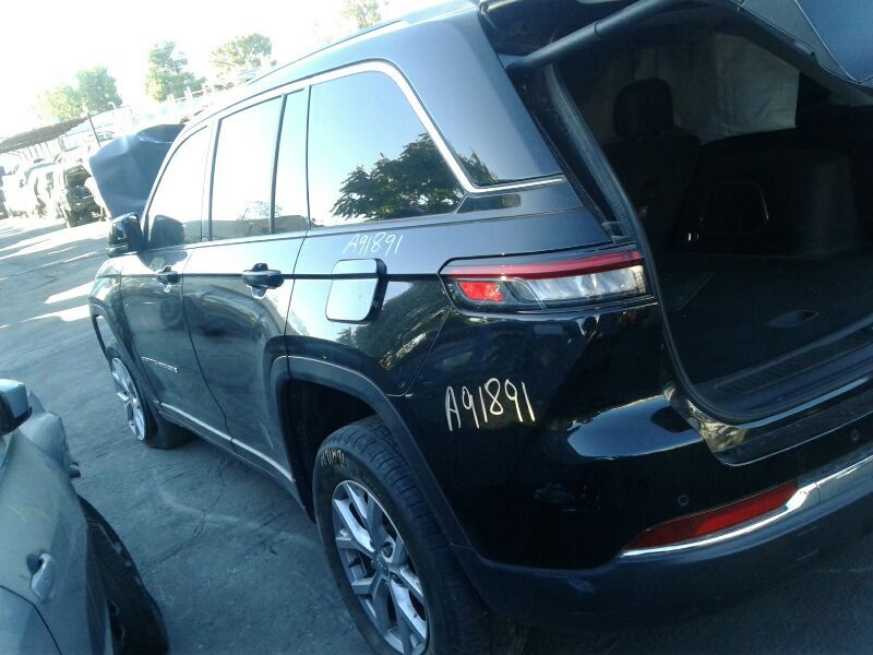 GRANDCHER 2022 Quarter Panel 120513