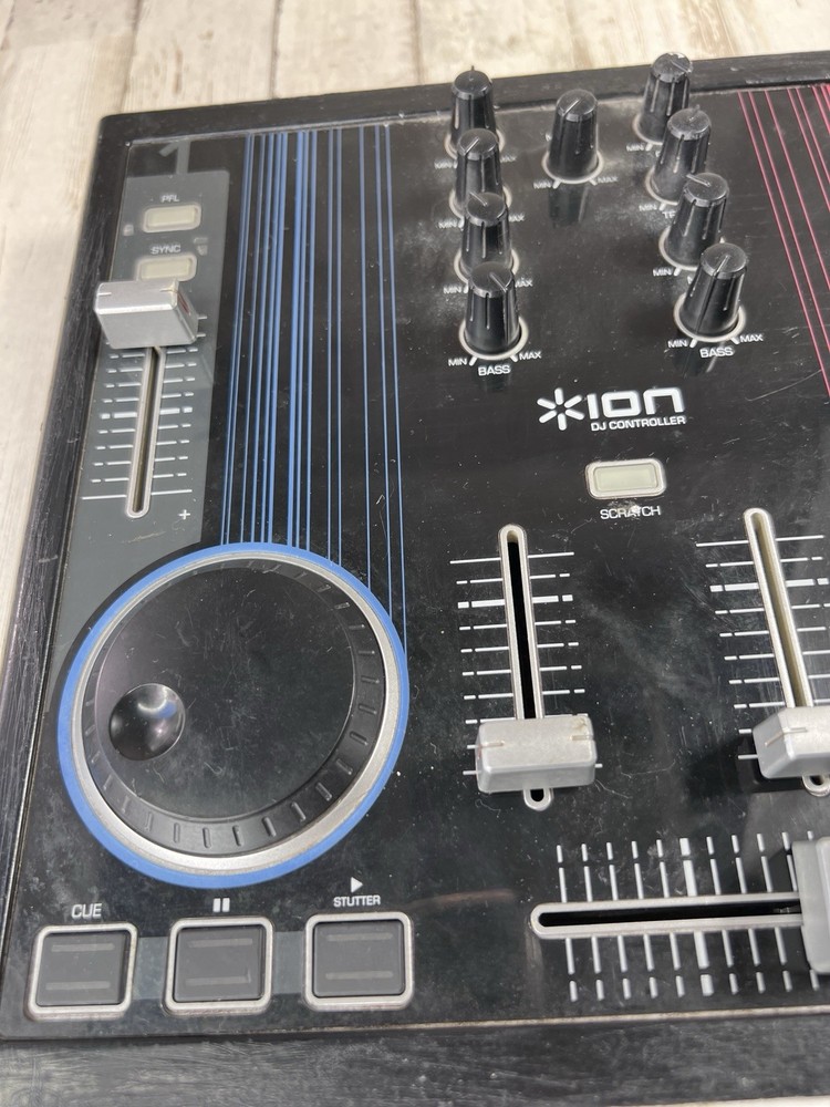 Numark Total Control DJ Double Mixing Deck w/ USB Cable (Missing AC Adapter)