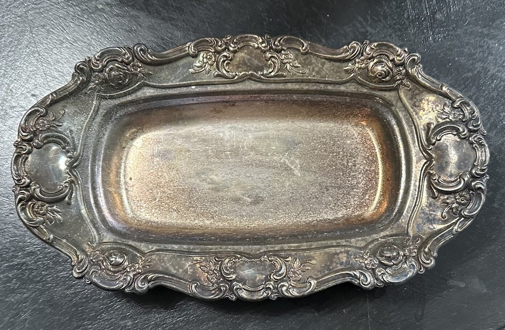 VINTAGE TOWLE OLD MASTER SILVERPLATE BUTTER DISH BASE ONLY ORNATE TARNISHED