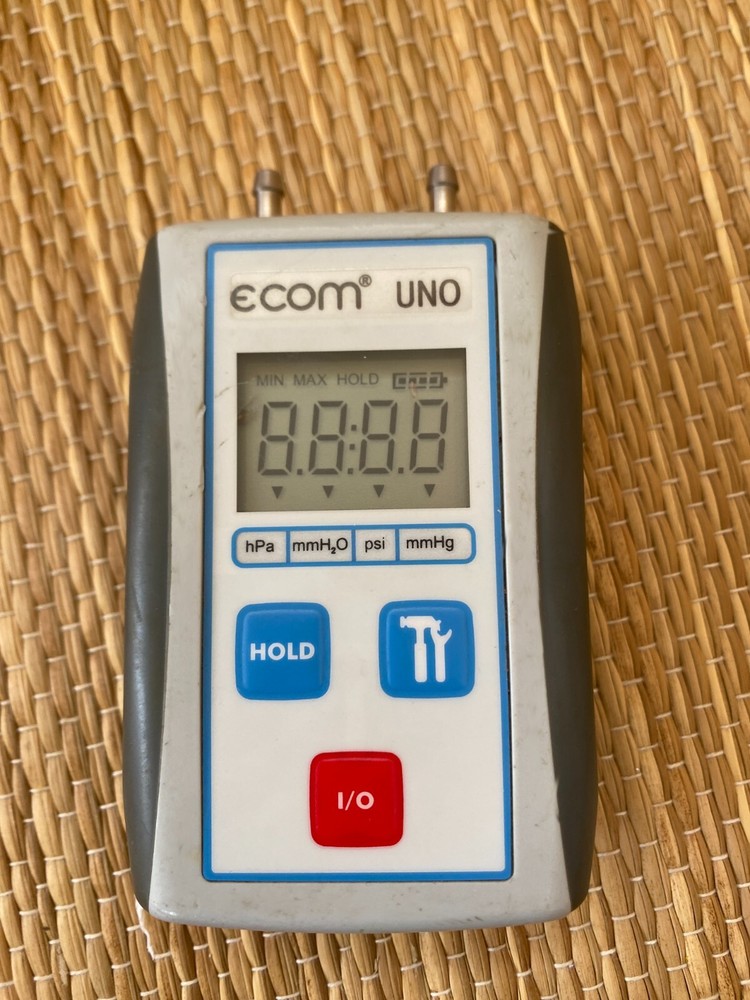 Ecom UNO Pressure Gauge
