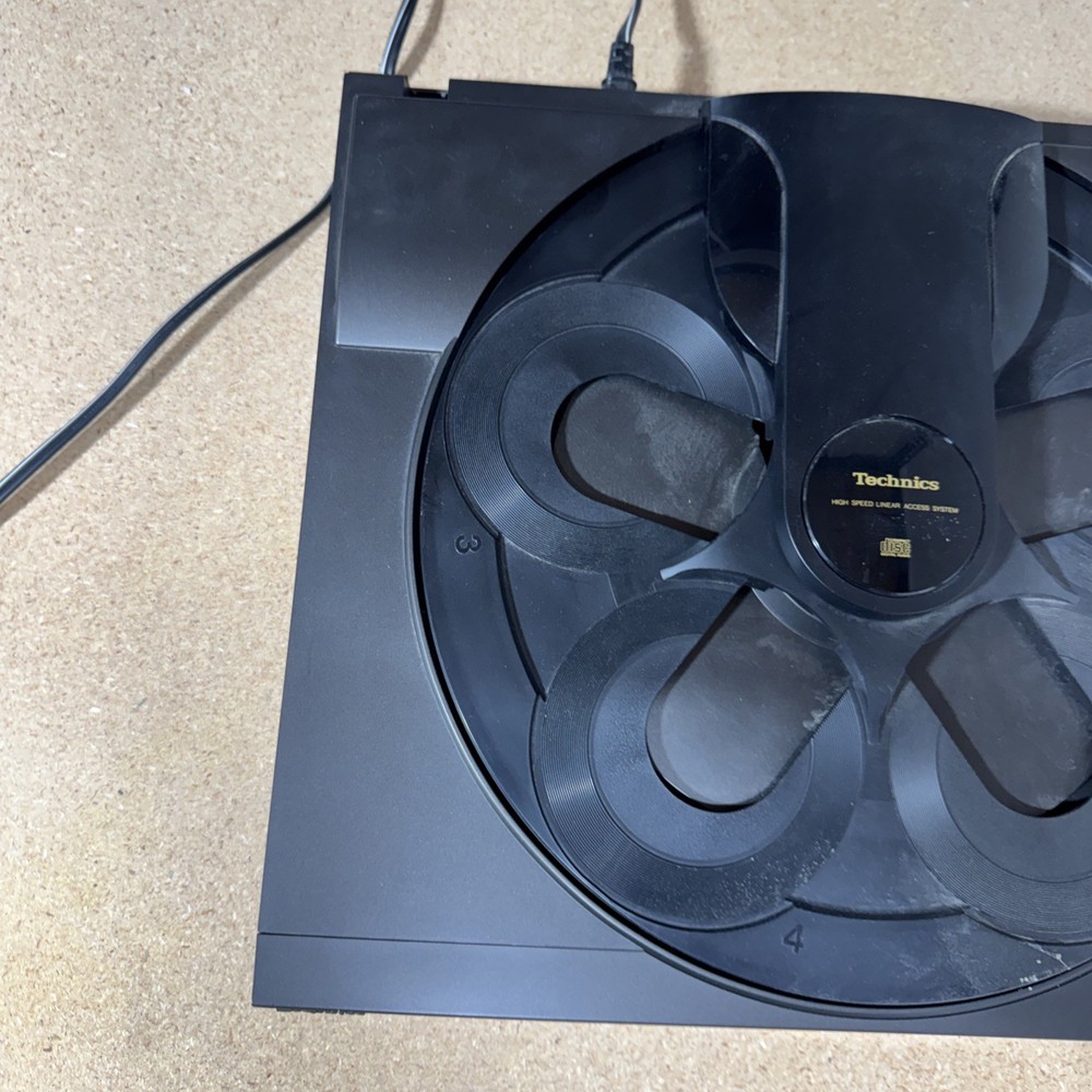 Technics Multi Compact Disc Player SL-PC503