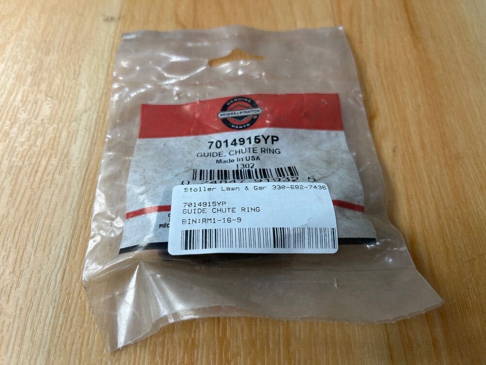 Briggs & Stratton Snapper 7014915YP GUIDE CHUTE RING