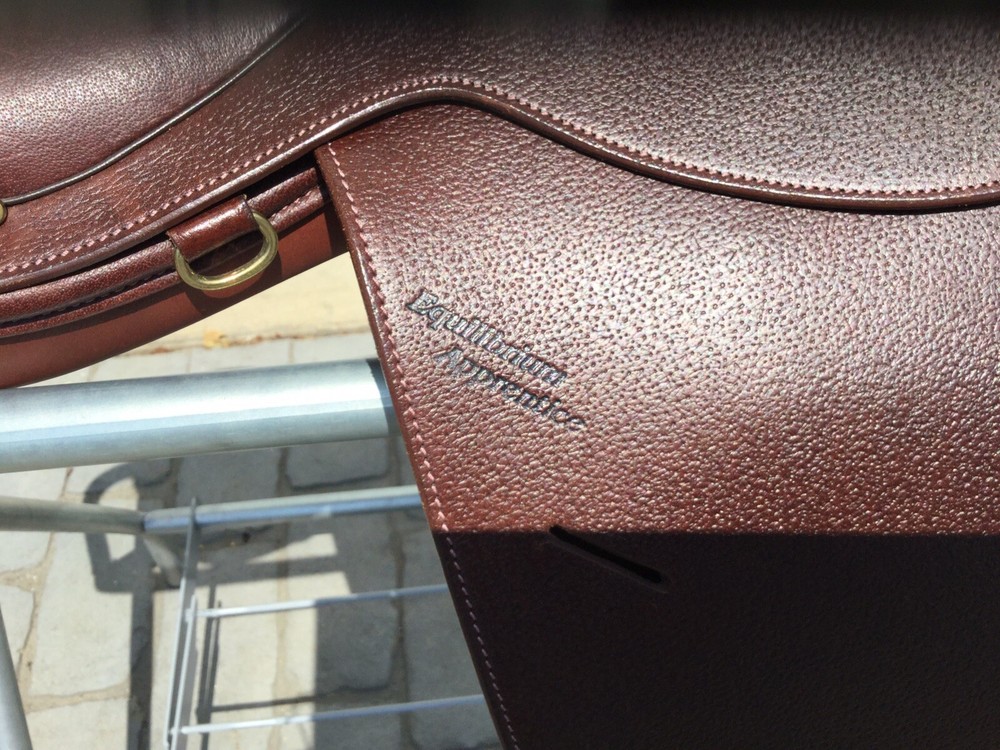 Collegiate Equilibrium Apprentice 17" Close Contact Saddle