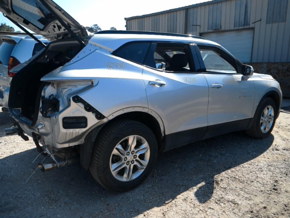 Fuse Box Engine Fits 20-21 BLAZER 104912087