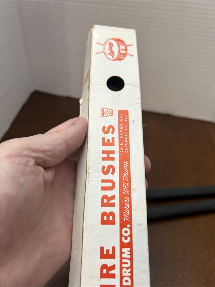 1960s Ludwig No. 193 White Black Model Retractable Brushes