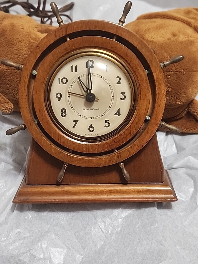 Vintage Seth Thomas Ship's WHEEL Electric Clock E CAPSPAN WORKING GREAT.