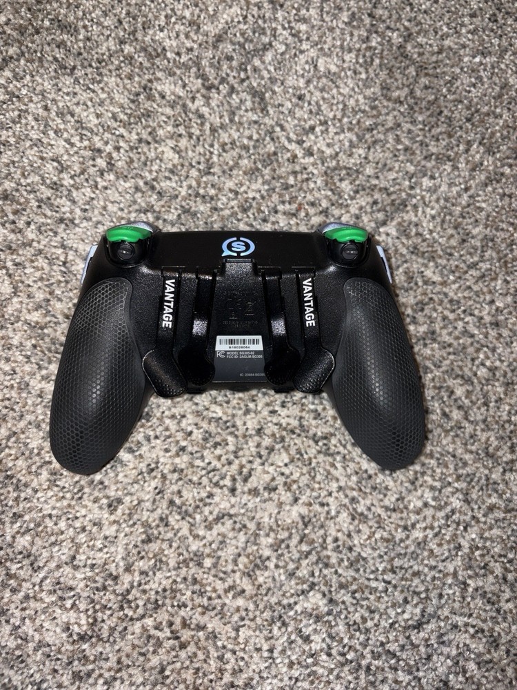 SCUF Vantage Controller Bundle with Case, Faceplate, Thumbsticks, D-Pad - PS4