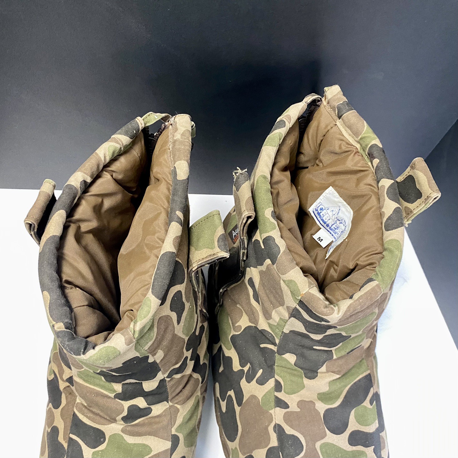 Icebreaker Insulated Boot Covers Blankets Size Medium Camouflage Hunting Vintage