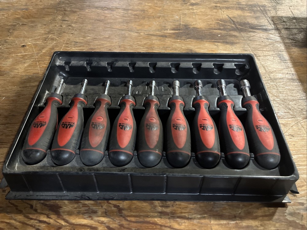Mac Tools Stubby Nut Driver Set, Metric, 4-5.5, 7-12mm In Tray