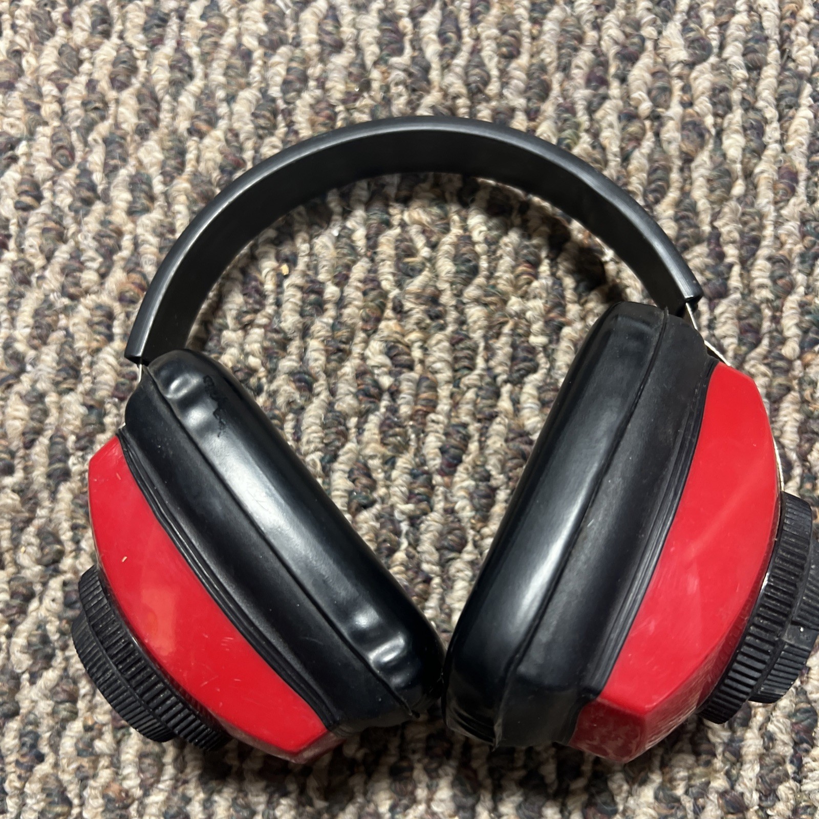 Protection Ear Muffs Hearing Construction Shooting Noise Hunting Sports Safety