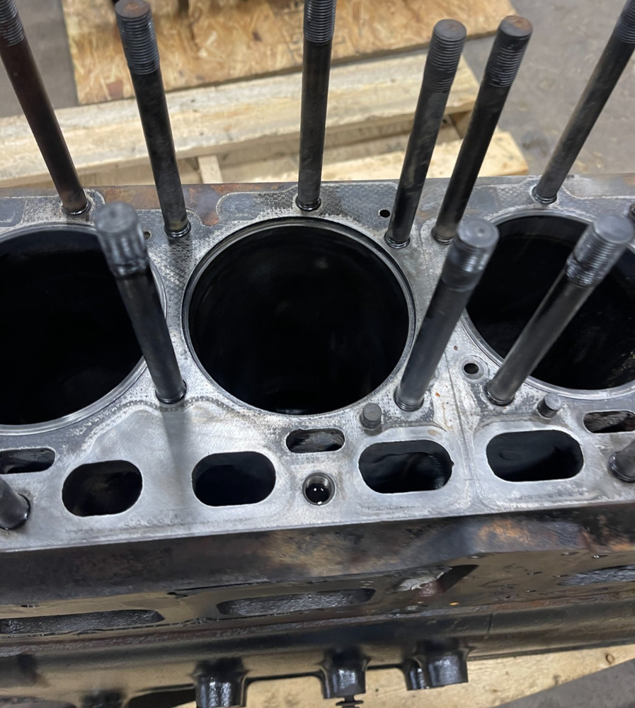 White 2-135 Tractor Engine Block