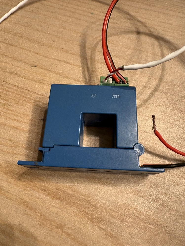 LEM DK 100 B10 current transformer