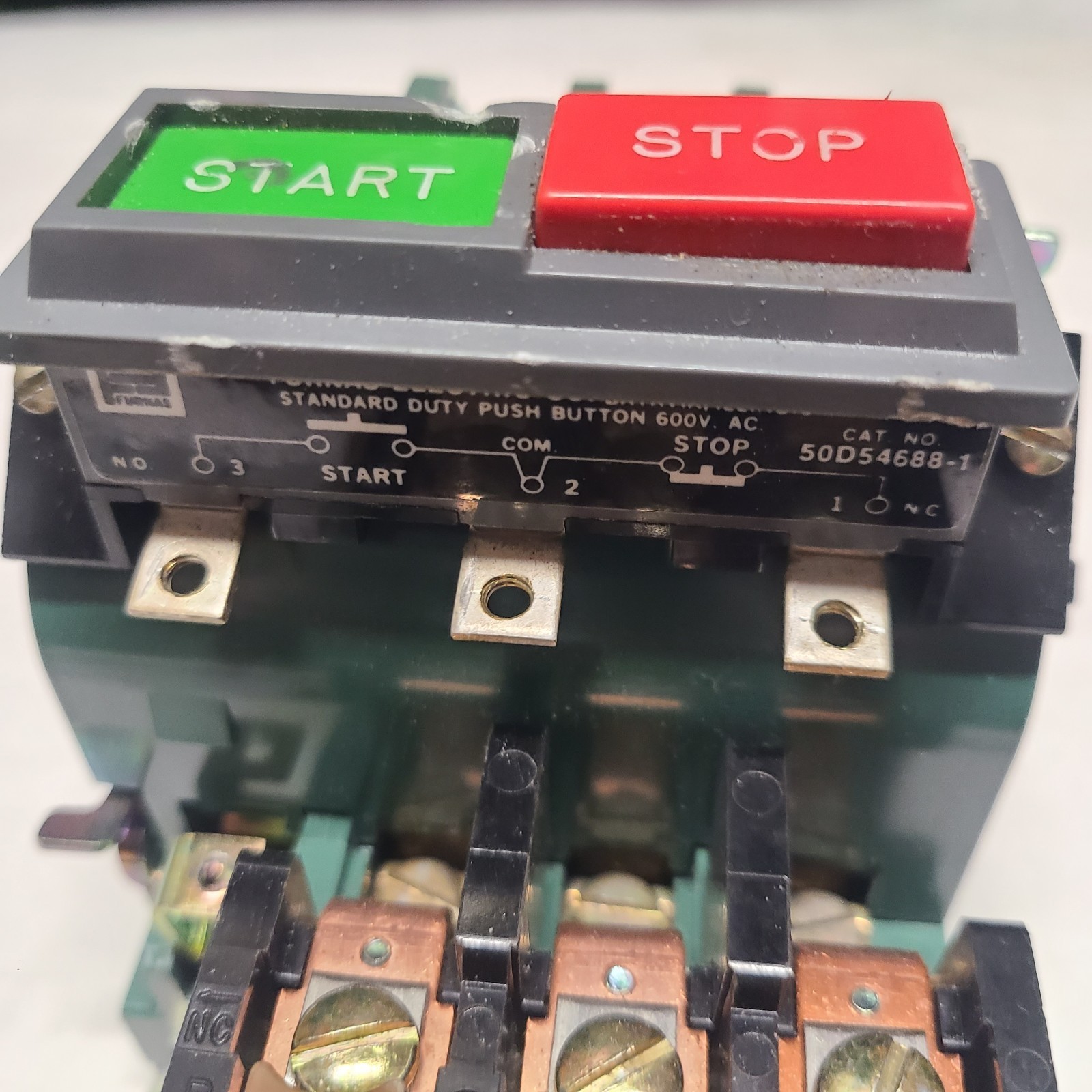 Furnas 14DF33AC81 Motor Starter Size 1, 27A Max, 200-575V rated 3 PH, 7.5-10 H.P